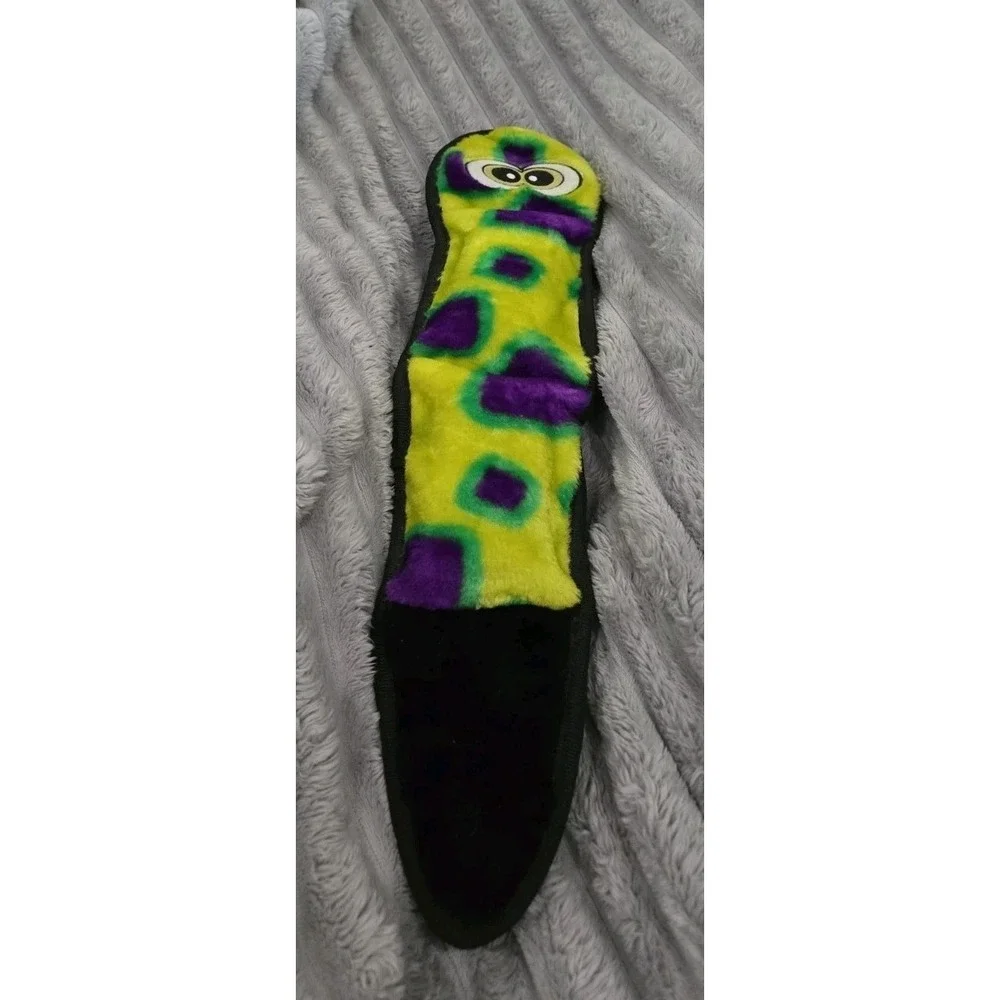 Outward Hound Invincibles Purple Green 18